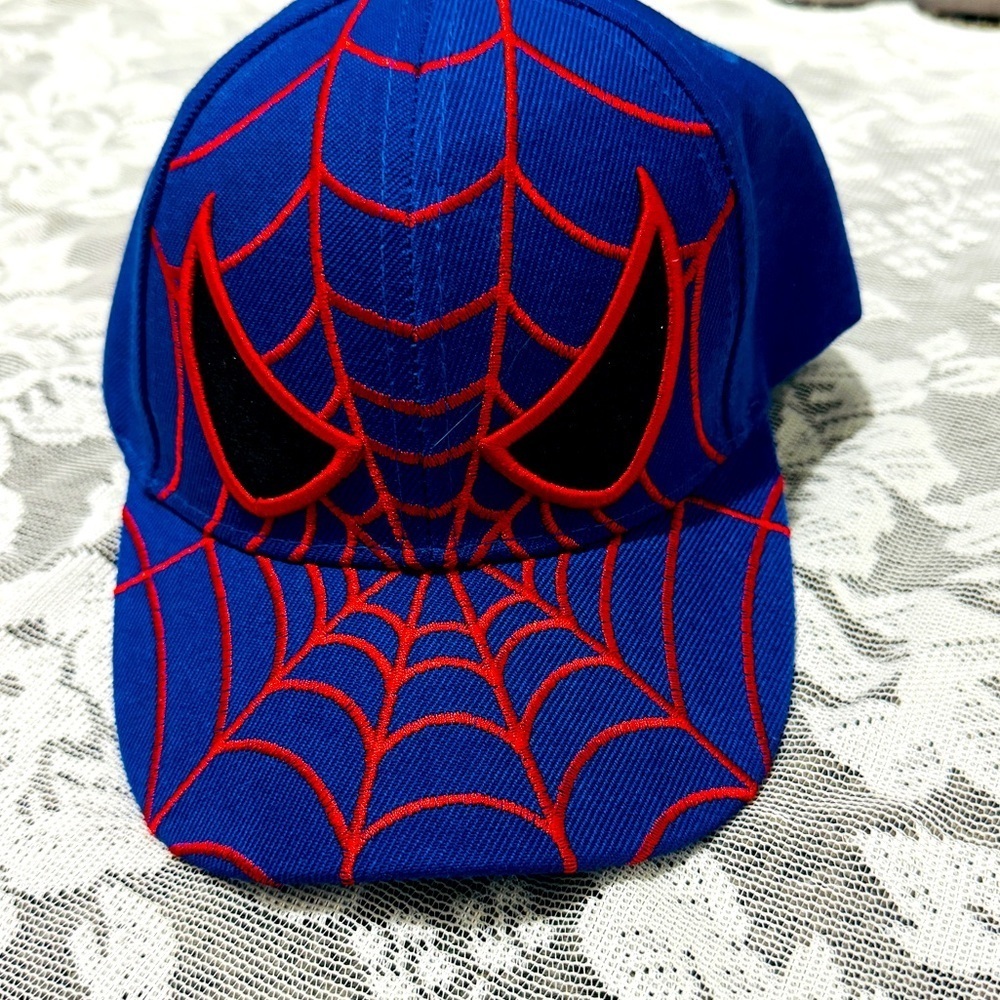 Spider-Man hat